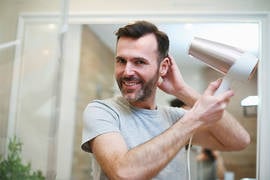 Bad habits that damage your hair