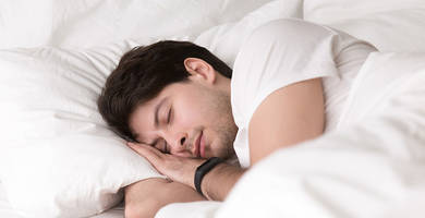 كيفية النوم بعد إجراء عملية زراعة الشعر بتقنية   FUE